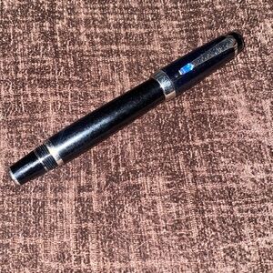 Montblanc Boheme Blue
Sapphire Platinum Ballpoint
Pen
